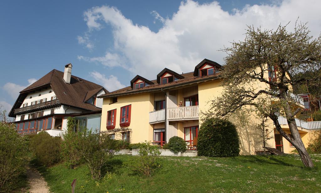 Ecohotel L'Aubier Montezillon Exterior photo